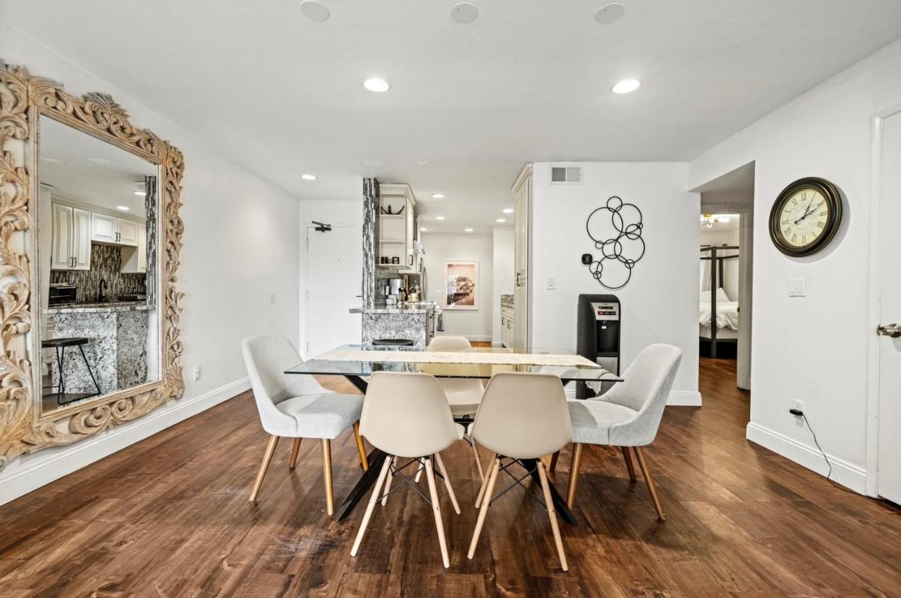 Elegant Hollywood Retreat - Spacious 2Br 2Ba Condo With Resort-Style Amenities Los Angeles Buitenkant foto